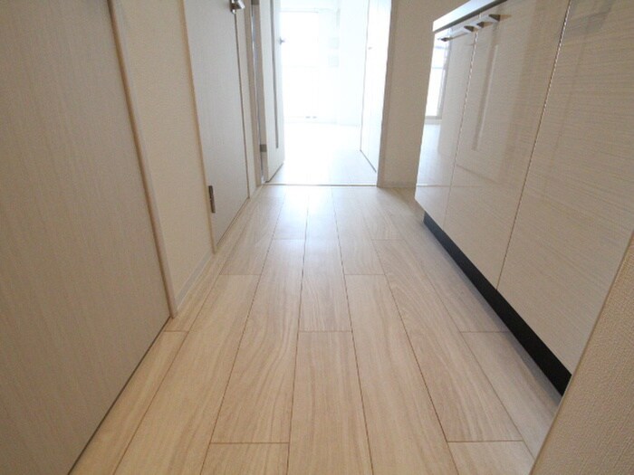 物件内観写真19　(廊下)