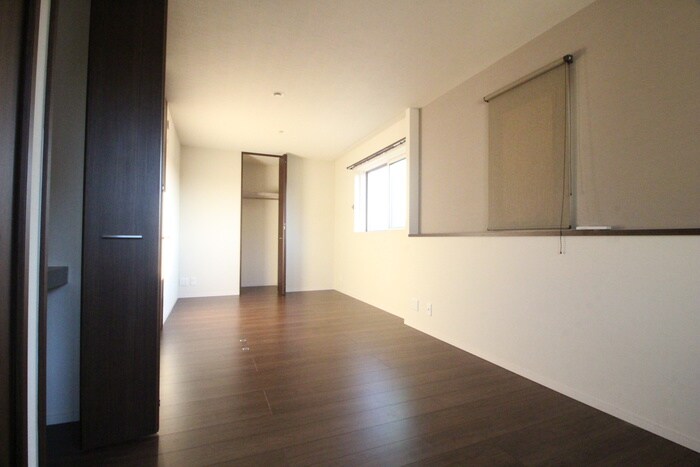 物件内観写真10　(居室)