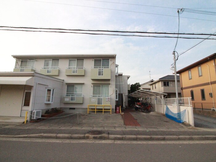 物件外観写真1　(外観写真)