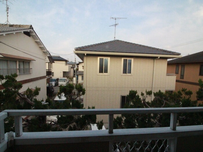 物件内観写真21　(室内からの展望)