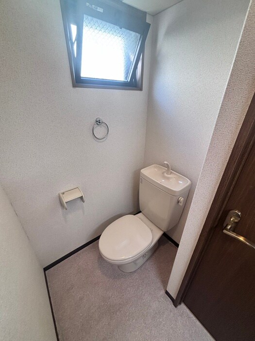 物件内観写真11　(トイレ)