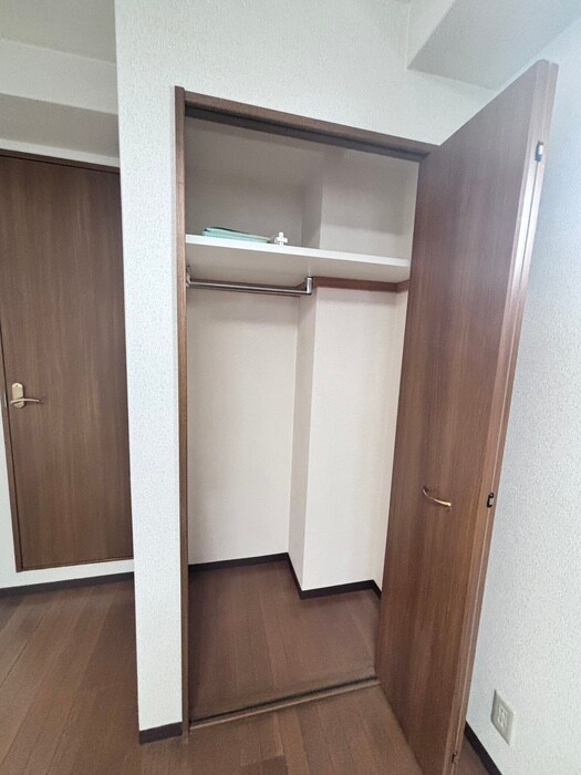物件内観写真12　(収納)