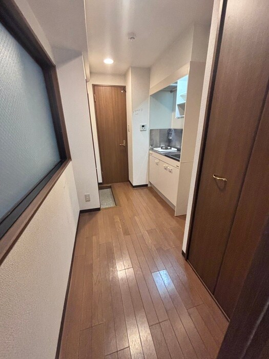 物件内観写真15　(廊下)