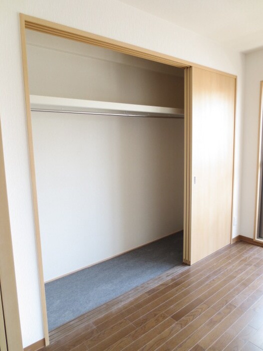 物件内観写真11　(収納)