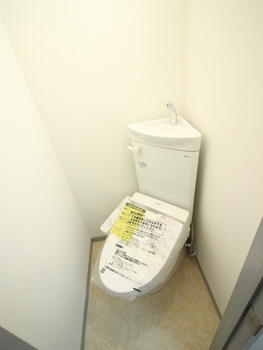 物件内観写真11　(トイレ)