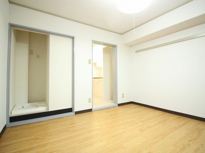 物件内観写真14　(居室)