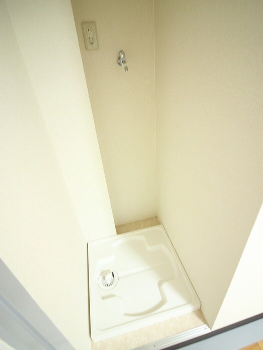 物件内観写真19　(洗濯機置場)