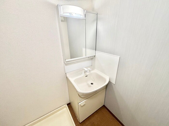 物件内観写真15　(洗面)