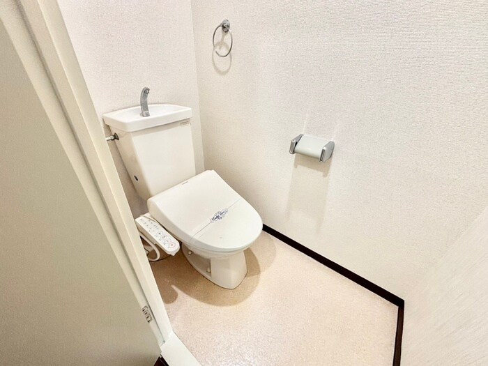 物件内観写真17　(トイレ)