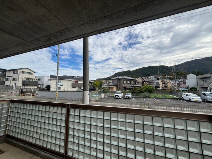 物件内観写真22　(室内からの展望)