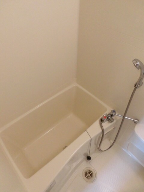 ｴｽﾃﾑﾌﾟﾗｻﾞ京都五条大橋(303)のバス