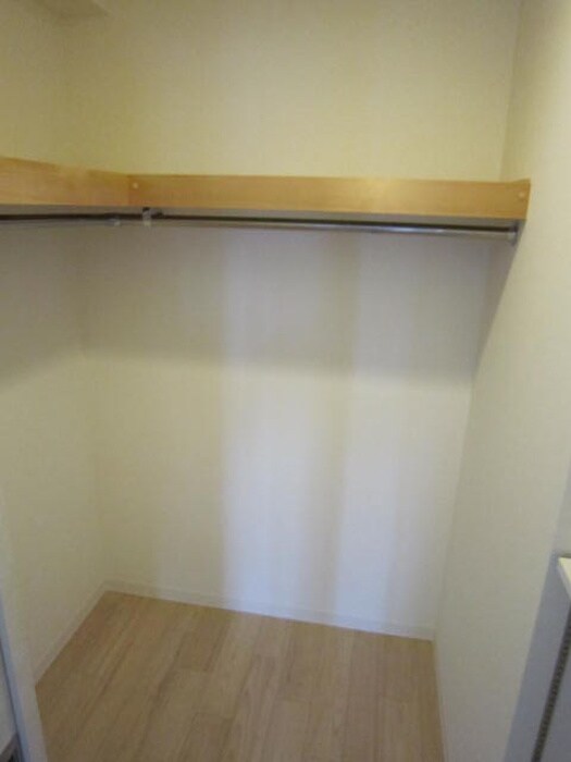 物件内観写真11　(収納)