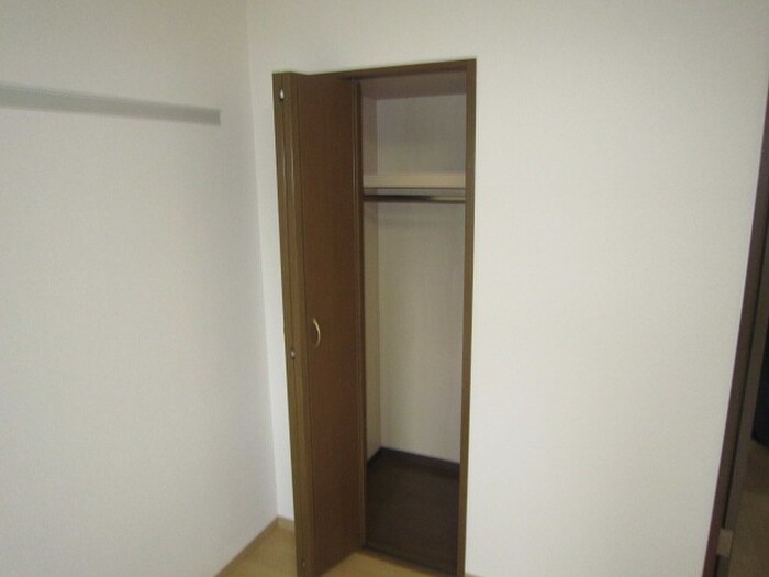 物件内観写真7　(収納)