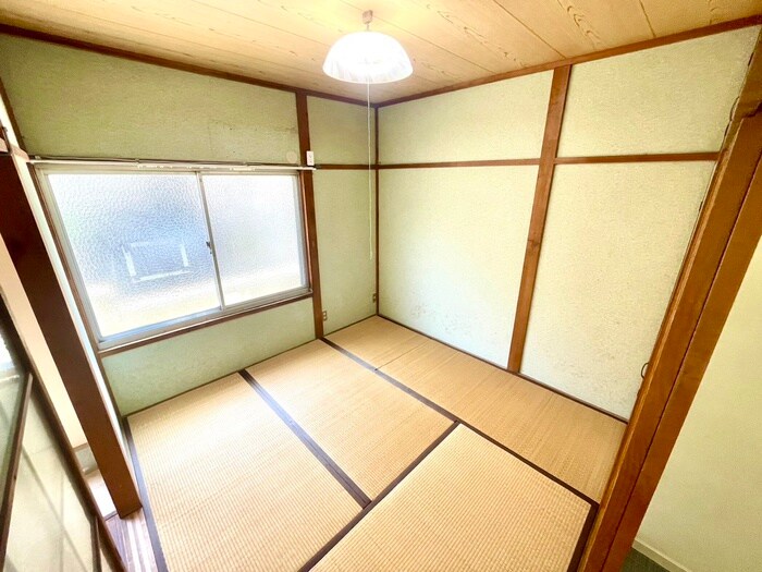 物件内観写真8　(居室)