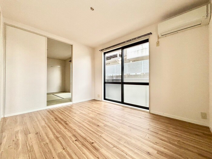 物件内観写真6　(居室)