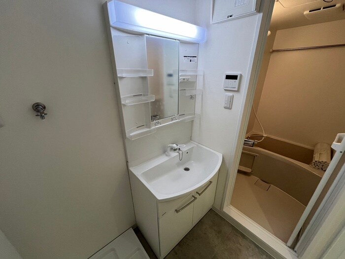 物件内観写真9　(洗面)