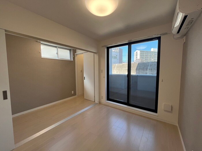 物件内観写真12　(居室)