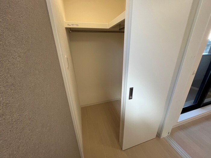 物件内観写真15　(収納)