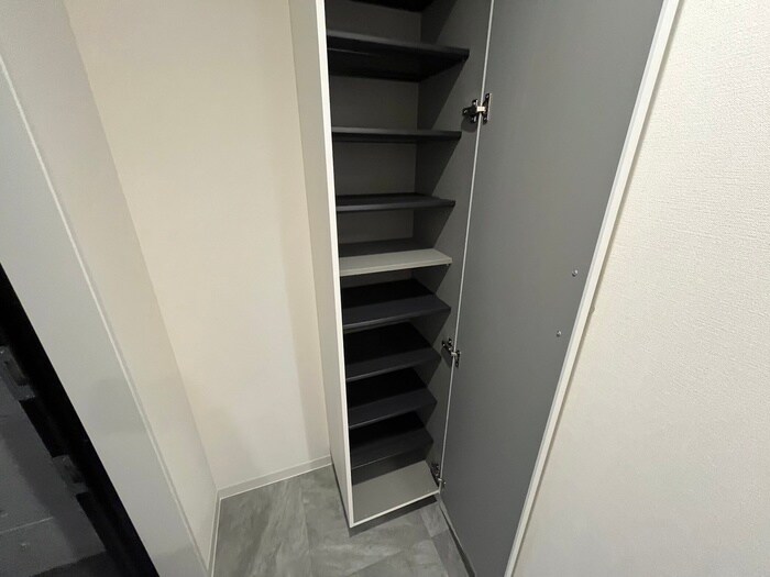 物件内観写真17　(靴箱)