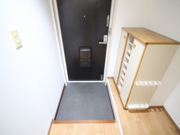 物件内観写真21　(玄関)