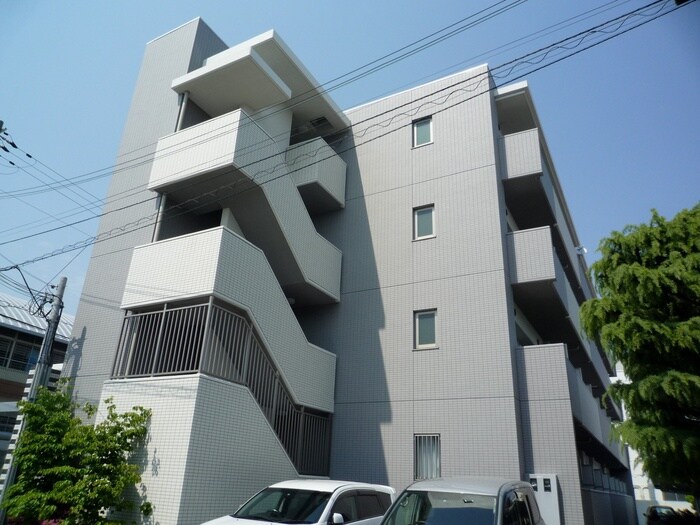 物件外観写真2　(駐車場)