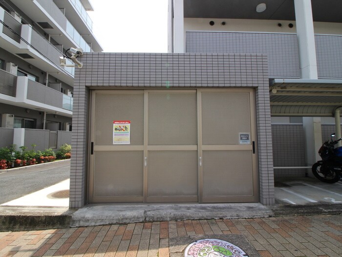 物件外観写真6　(建物設備)