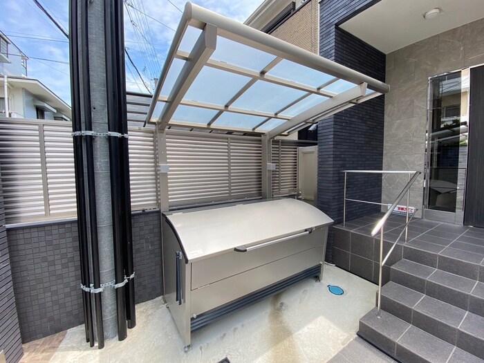 物件外観写真3　(建物設備)