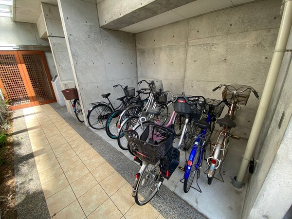 駐輪場