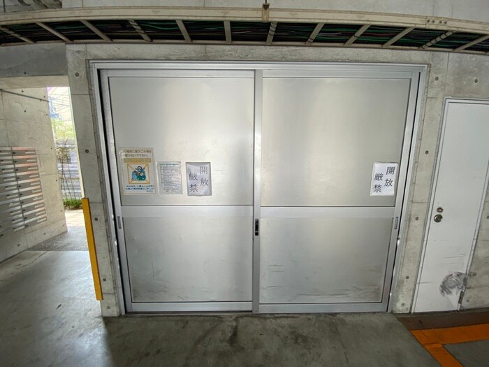 物件外観写真6　(建物設備)