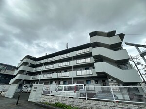 鮎川ハイツ外観写真