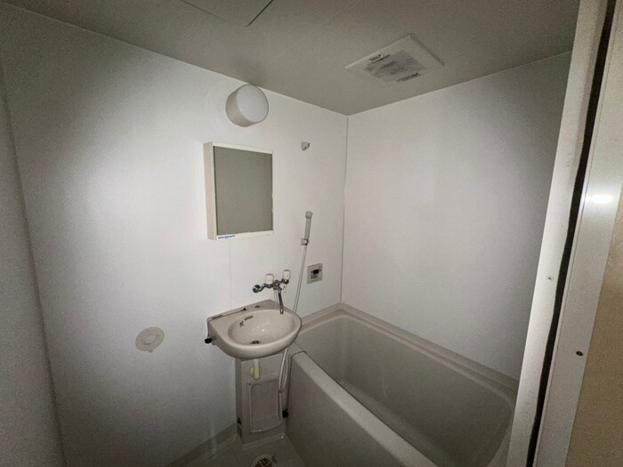 物件内観写真8　(バス／シャワールーム等)