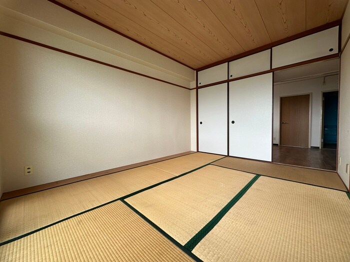 物件内観写真13　(居室)