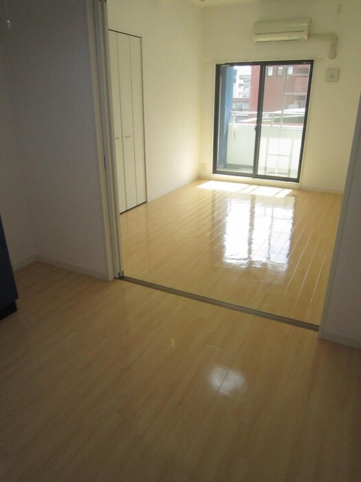 物件内観写真14　(居室)