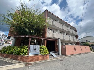 シャトー・フロントナック外観写真