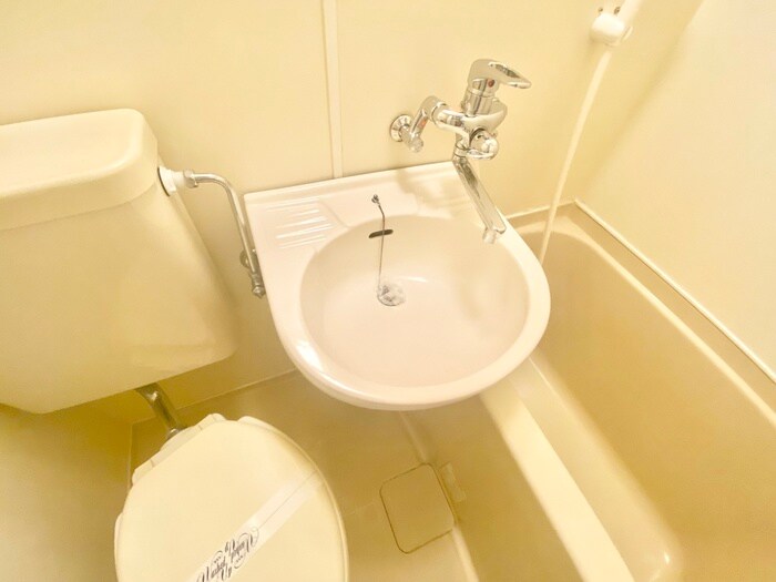 物件内観写真12　(洗面)