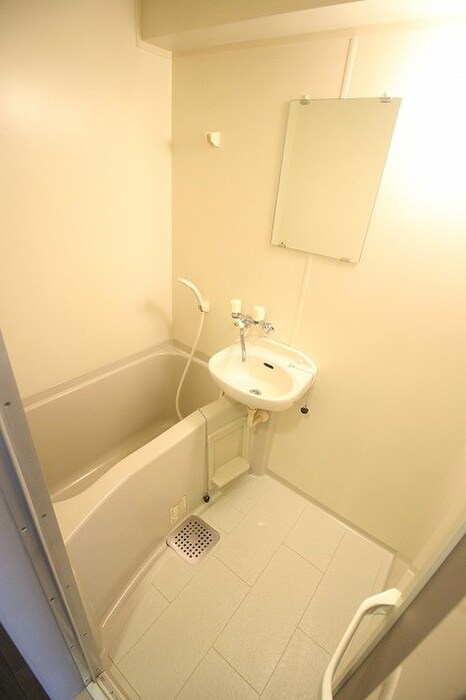 物件内観写真10　(バス／シャワールーム等)