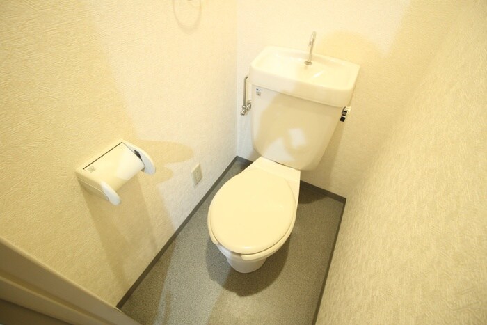 物件内観写真12　(トイレ)