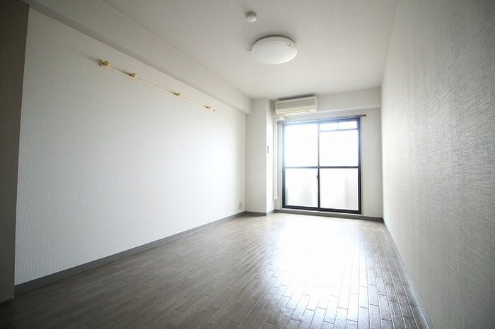 物件内観写真12　(居室)