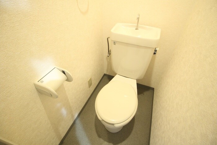 物件内観写真12　(トイレ)