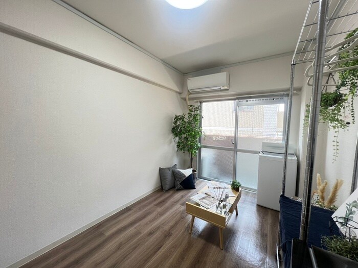 物件内観写真7　(居室)