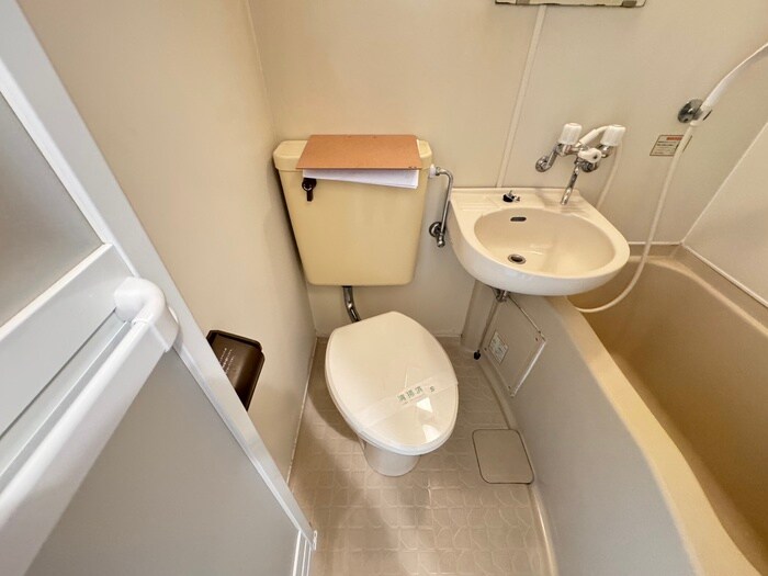 物件内観写真13　(トイレ)