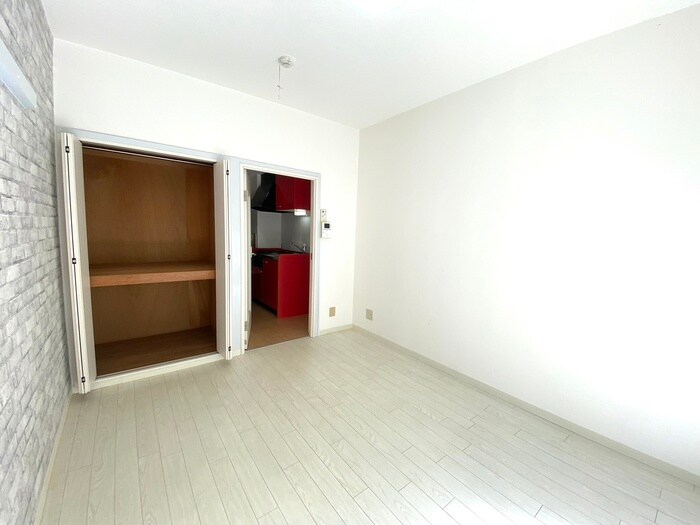 物件内観写真5　(居室)