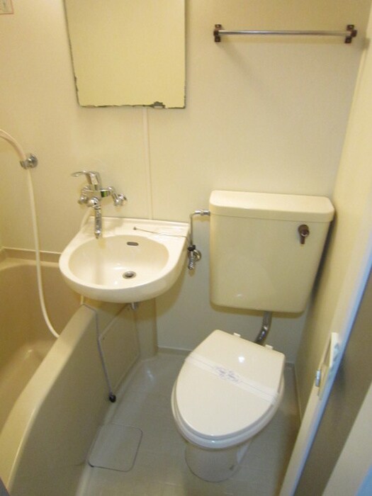 物件内観写真9　(トイレ)