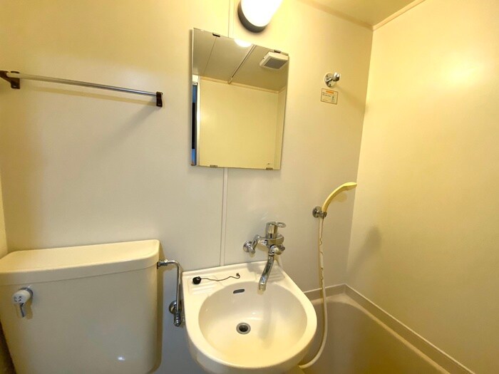 物件内観写真11　(洗面)