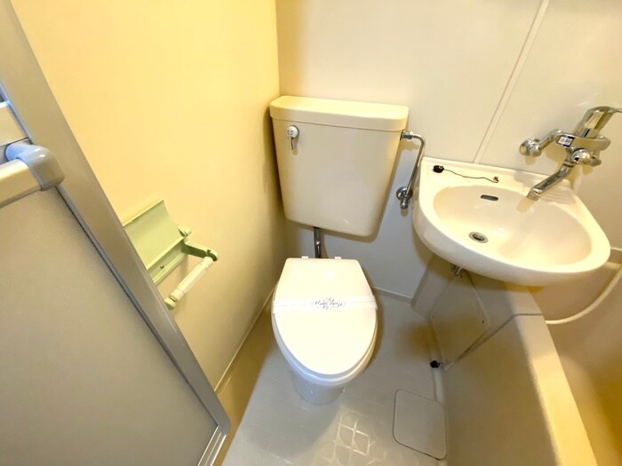 物件内観写真12　(トイレ)