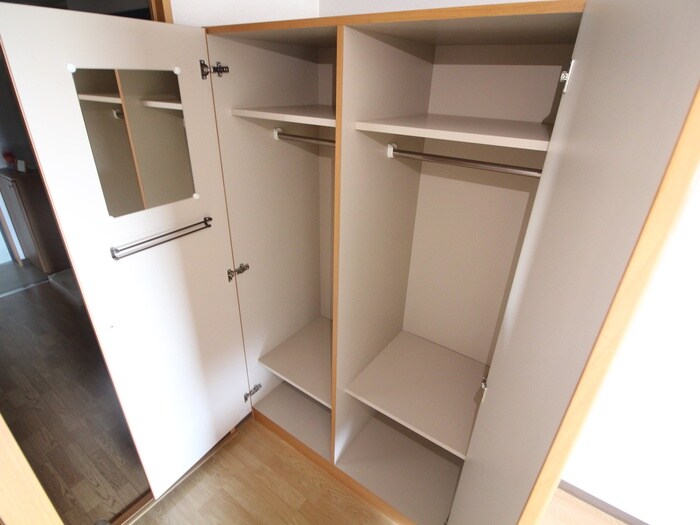 物件内観写真15　(収納)