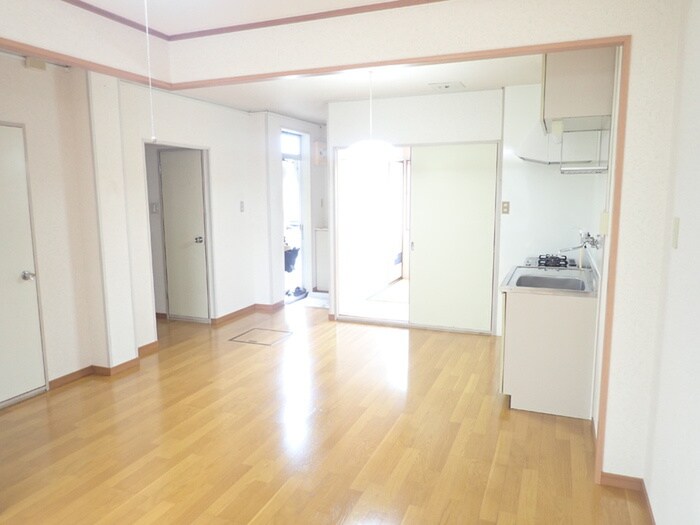 物件内観写真5　(居室)