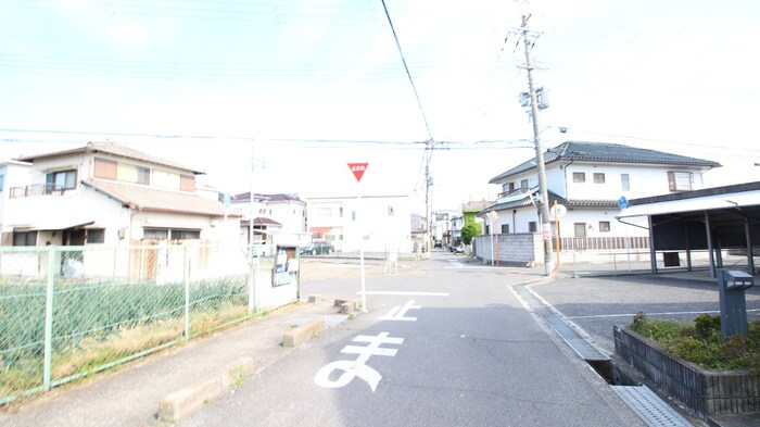 物件外観写真6　(周辺環境)