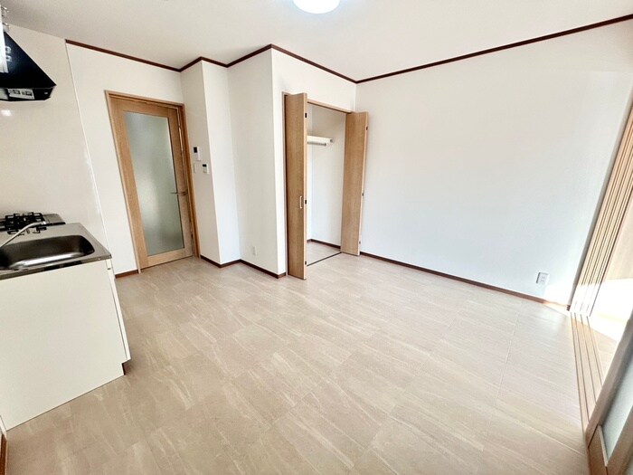 物件内観写真9　(居室)