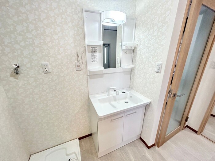 物件内観写真12　(洗面)